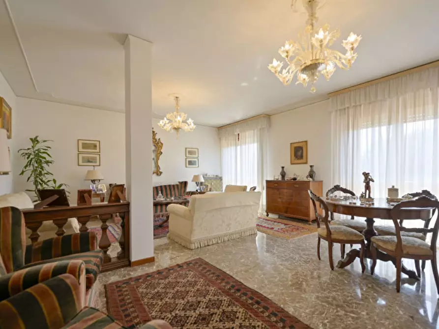 Immagine 2 di Attico in vendita  in Via Giuseppe Garibaldi a Treviso