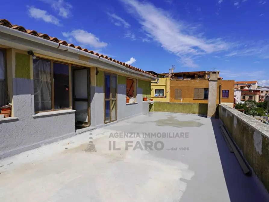 Immagine 1 di Appartamento in vendita  in Via Ugo La Malfa a La Maddalena