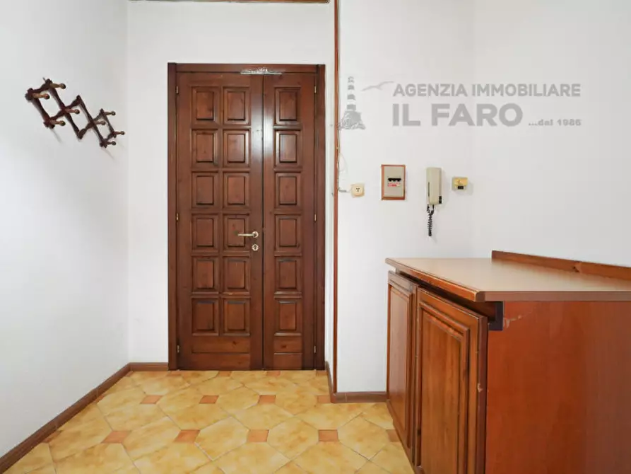 Immagine 3 di Appartamento in vendita  in Via Ugo La Malfa a La Maddalena