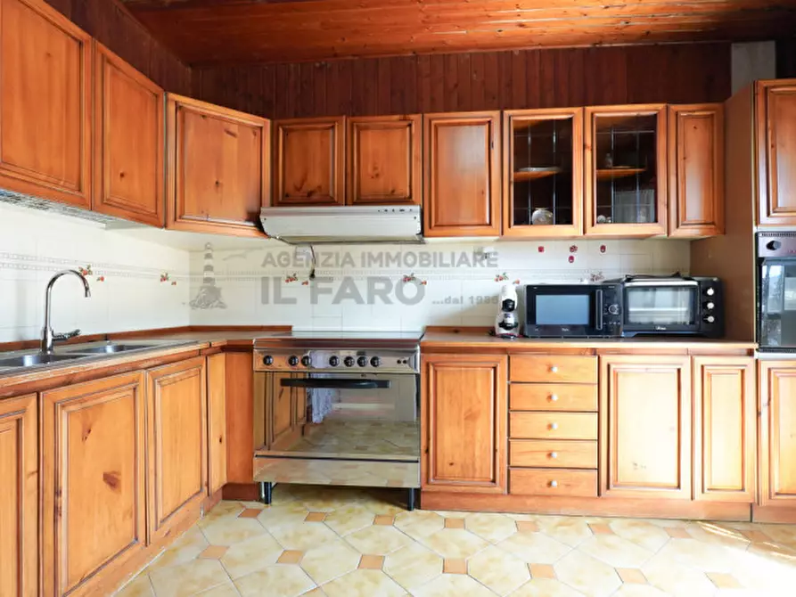 Immagine 4 di Appartamento in vendita  in Via Ugo La Malfa a La Maddalena