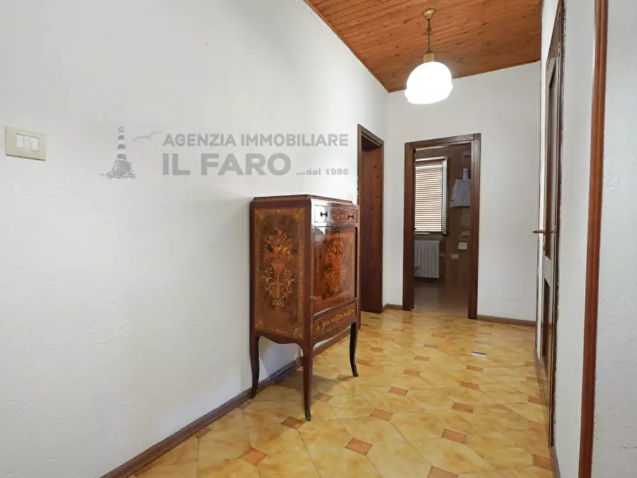 Immagine 9 di Appartamento in vendita  in Via Ugo La Malfa a La Maddalena