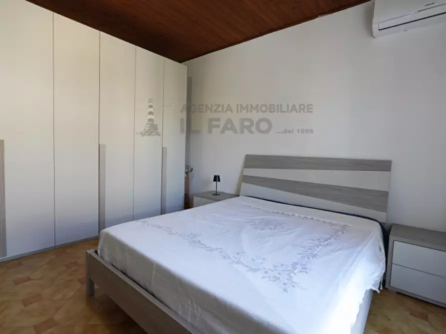 Immagine 11 di Appartamento in vendita  in Via Ugo La Malfa a La Maddalena