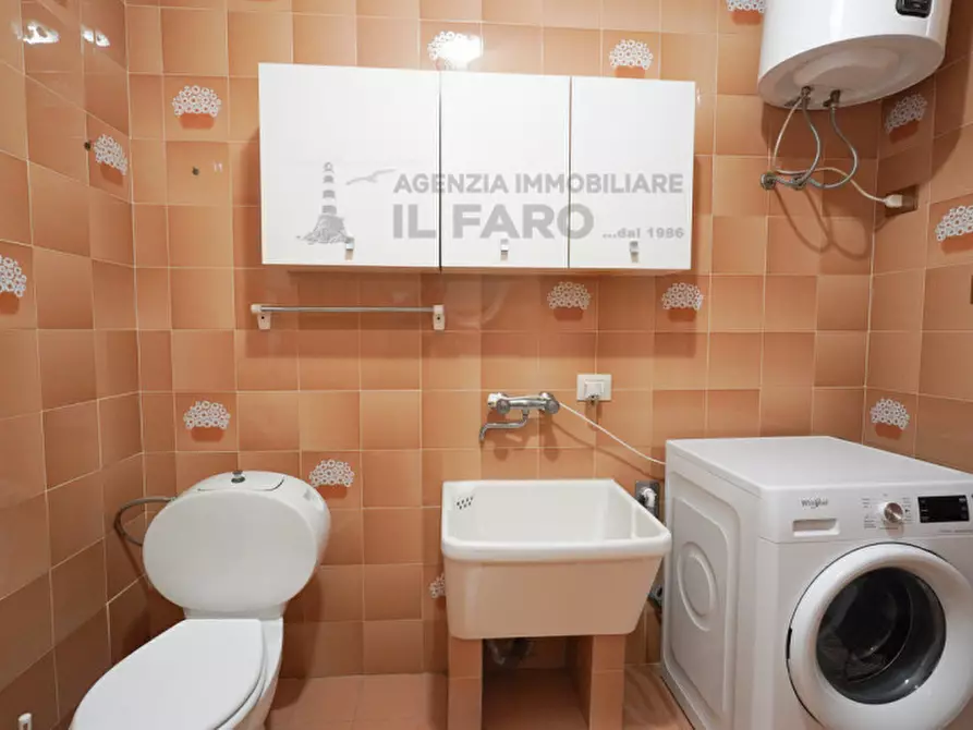 Immagine 16 di Appartamento in vendita  in Via Ugo La Malfa a La Maddalena