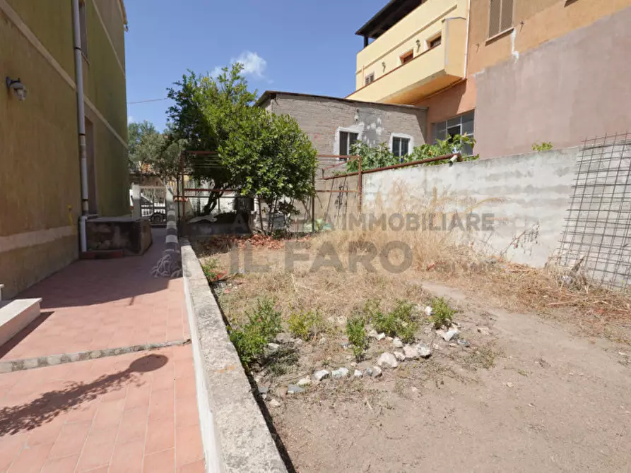 Immagine 25 di Appartamento in vendita  in Via Ugo La Malfa a La Maddalena