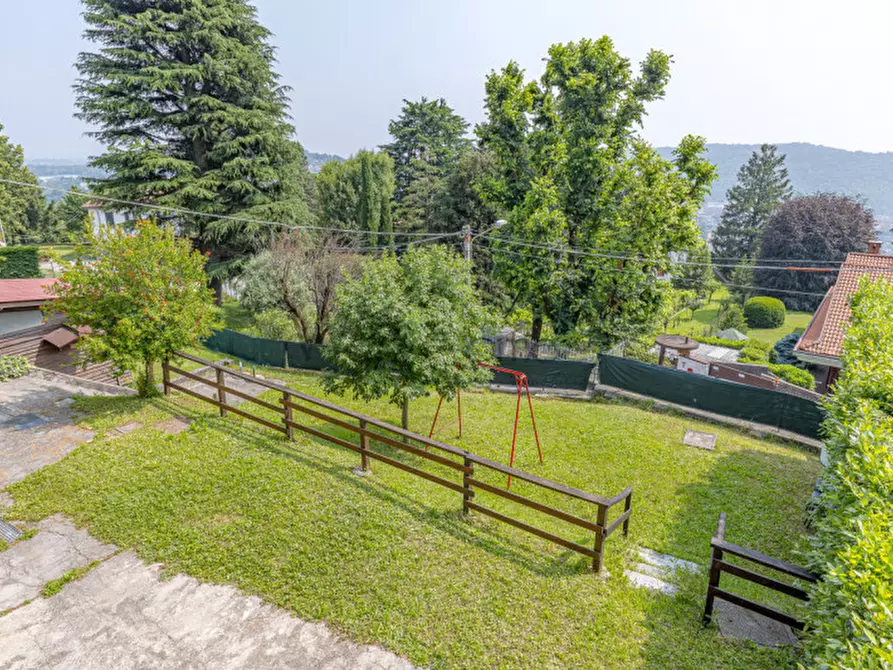 Immagine 2 di Casa indipendente in vendita  in Via Brianza a Tavernerio