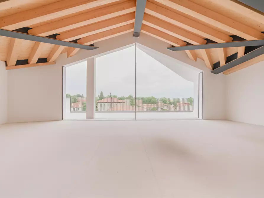 Immagine 2 di Appartamento in vendita  in Via Tofane a Treviso