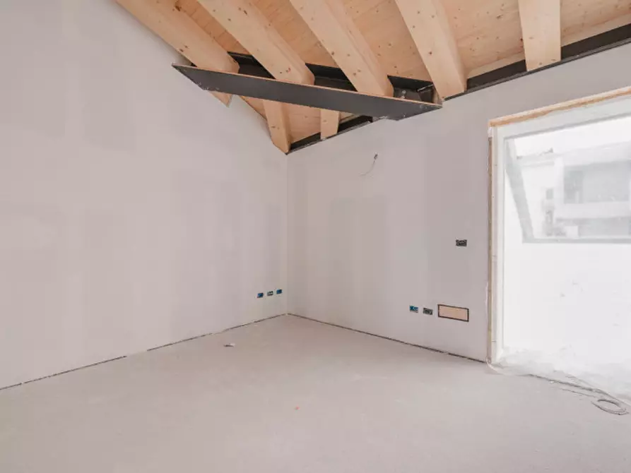 Immagine 5 di Appartamento in vendita  in Via Tofane a Treviso