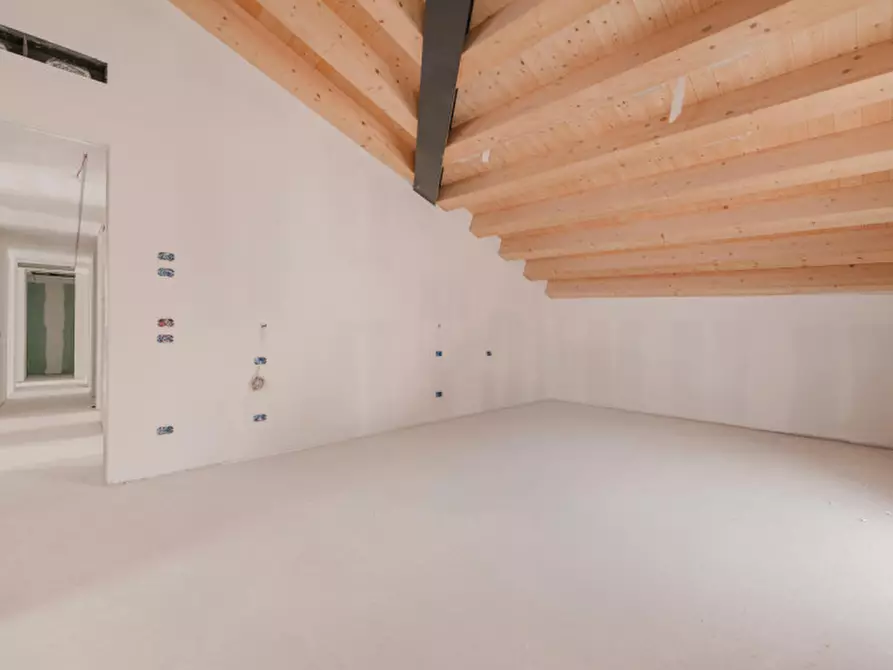 Immagine 7 di Appartamento in vendita  in Via Tofane a Treviso