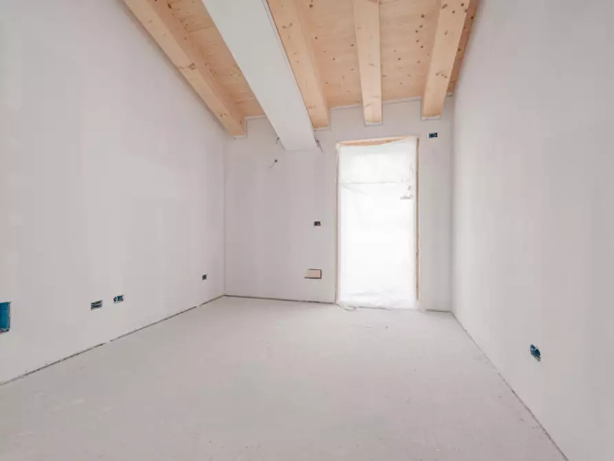 Immagine 10 di Appartamento in vendita  in Via Tofane a Treviso