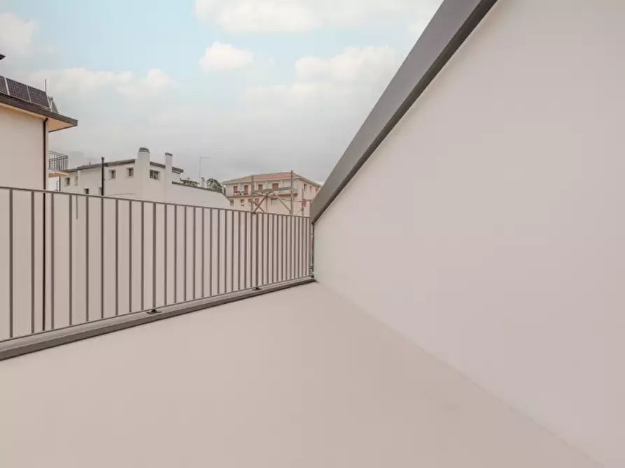 Immagine 21 di Appartamento in vendita  in Via Tofane a Treviso