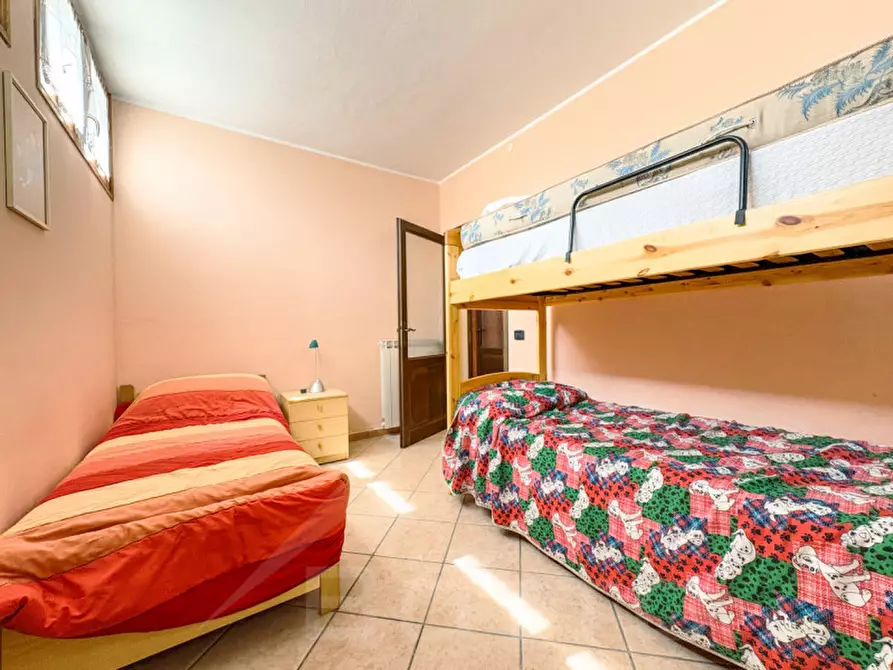 Immagine 8 di Appartamento in vendita  in villaggio santa rita 25 a Craveggia