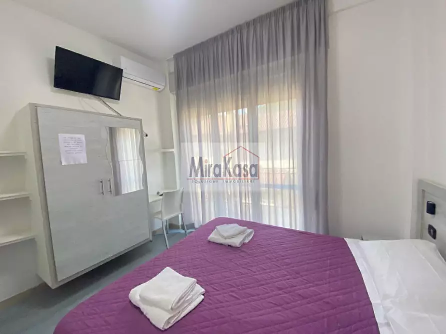 Immagine 1 di Hotel in vendita  a Cervia