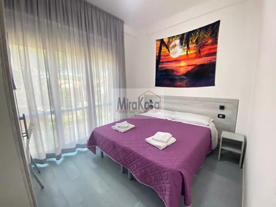 Immagine 2 di Hotel in vendita  a Cervia