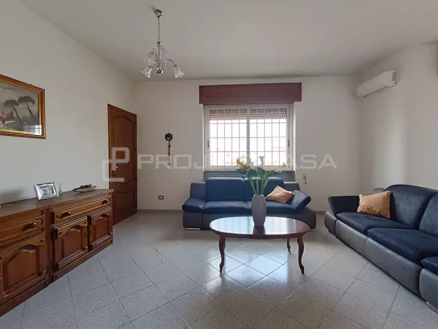 Immagine 3 di Casa indipendente in vendita  in Via Mascagni a Nociglia