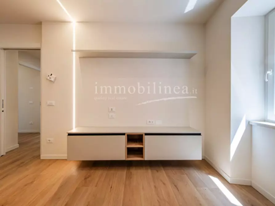 Immagine 13 di Appartamento in vendita  in Via fratelli canestrali a Costermano sul Garda