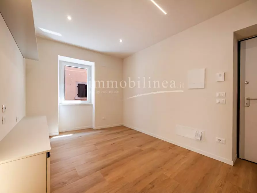 Immagine 16 di Appartamento in vendita  in Via fratelli canestrali a Costermano sul Garda
