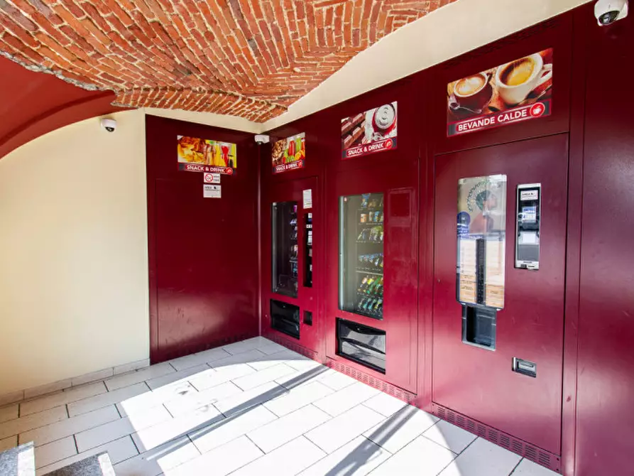 Immagine 4 di Attività commerciale in vendita  in Via San Giovanni Bosco, 4 a San Benigno Canavese