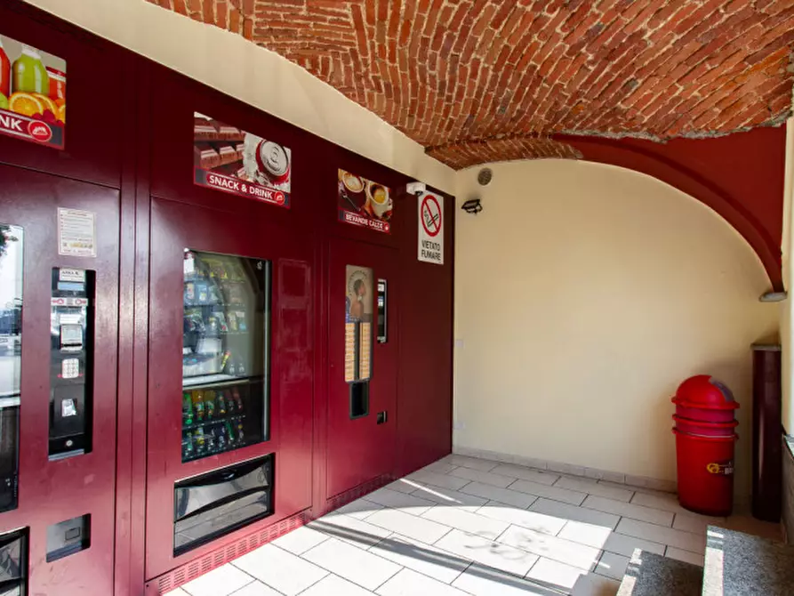 Immagine 5 di Attività commerciale in vendita  in Via San Giovanni Bosco, 4 a San Benigno Canavese