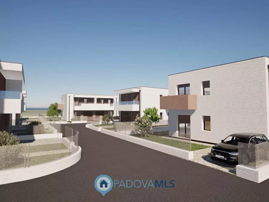 Immagine 3 di Casa bifamiliare in vendita  in Via Mincana a Due Carrare