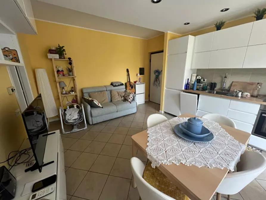 Immagine 4 di Appartamento in vendita  in Via Guido Rossa a Buccinasco