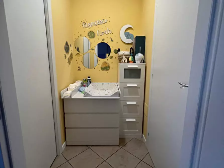 Immagine 5 di Appartamento in vendita  in Via Guido Rossa a Buccinasco