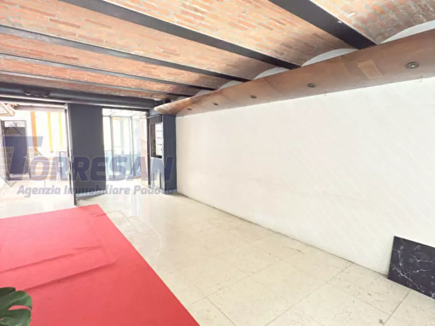 Immagine 3 di Attività commerciale in vendita  in VIA SECONDO PAGGIOLA a Cittadella