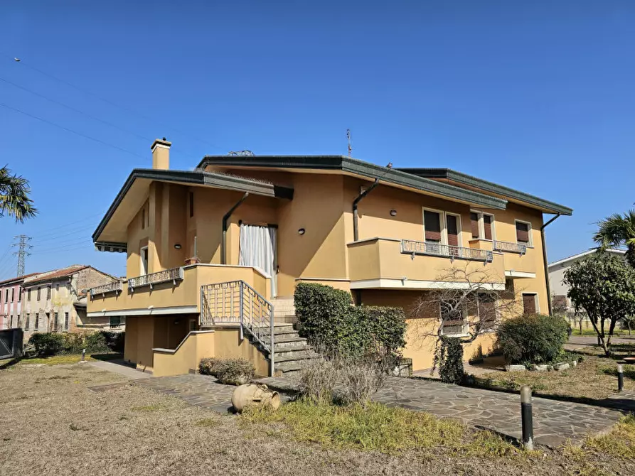 Immagine 29 di Casa indipendente in vendita  in Via Michelangelo Buonarroti a Pozzonovo