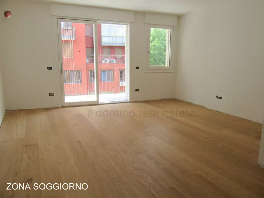 Immagine 5 di Appartamento in vendita  in Via dei Savonarola a Padova