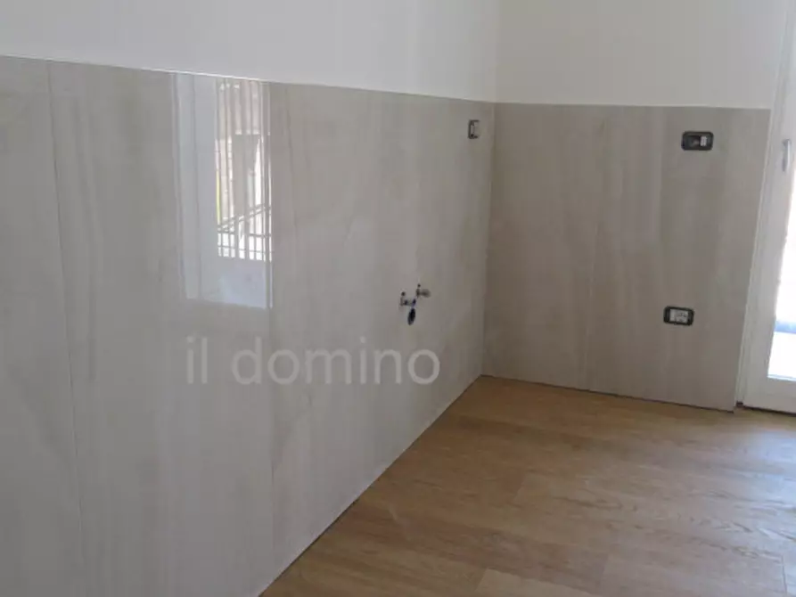 Immagine 12 di Appartamento in vendita  in Via dei Savonarola a Padova