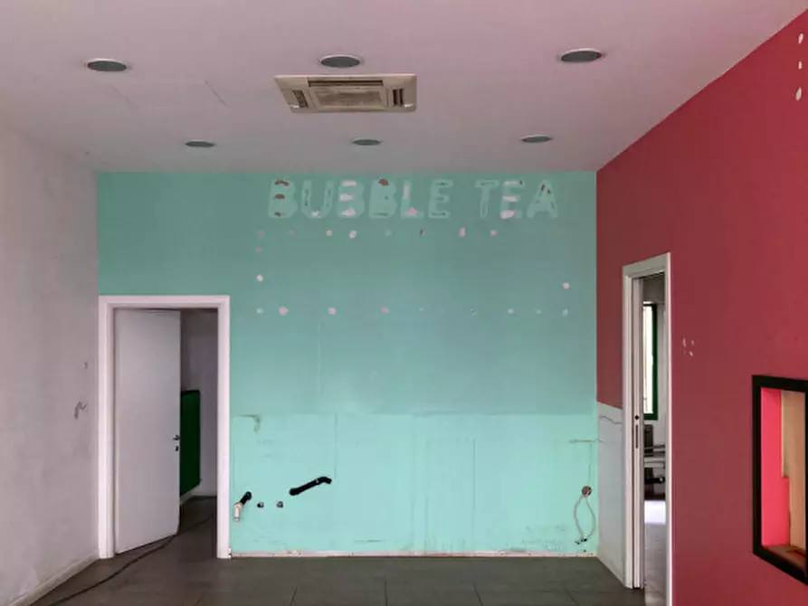 Immagine 2 di Negozio in affitto  in Via del Santo 14 a Padova