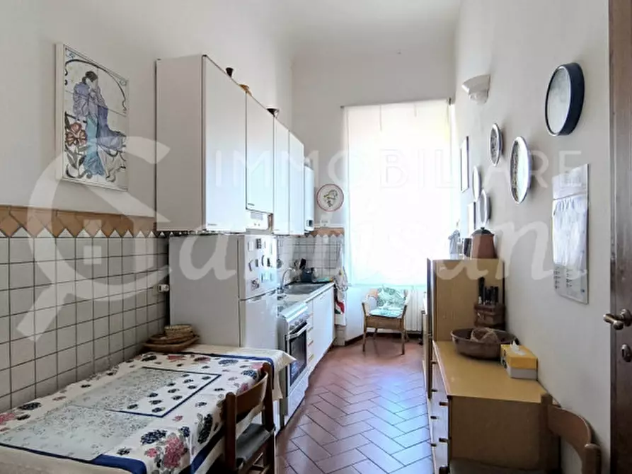 Immagine 12 di Appartamento in vendita  in via feanza a Firenze