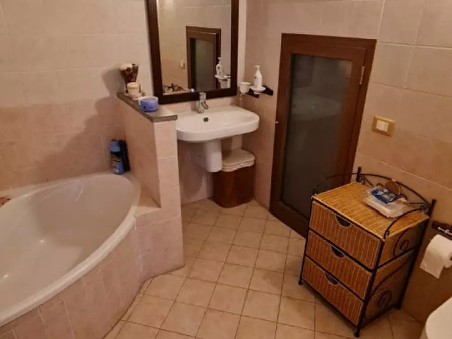 Immagine 8 di Appartamento in vendita  in via san lorenzo a Montevarchi