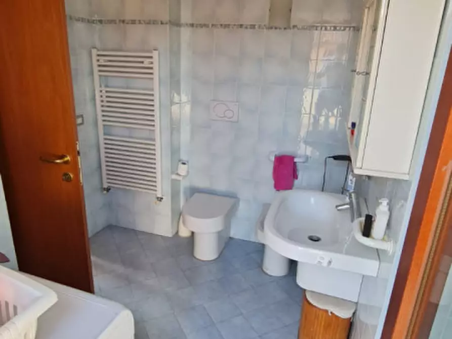 Immagine 10 di Appartamento in vendita  in via san lorenzo a Montevarchi