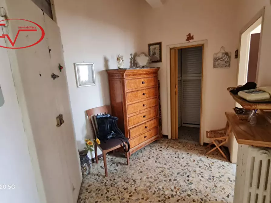 Immagine 11 di Appartamento in vendita  in Via Montegrappa a Montevarchi