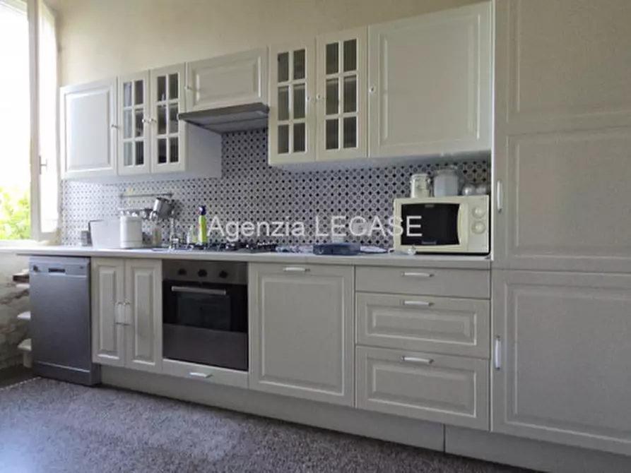 Immagine 7 di Villa in affitto  in Via Marco Polo a Forte Dei Marmi