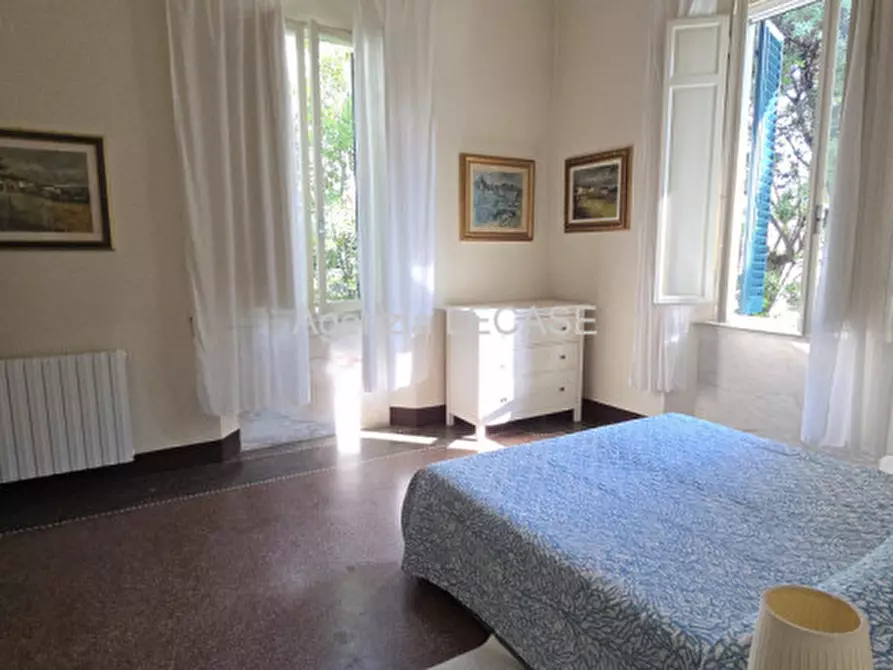 Immagine 8 di Villa in affitto  in Via Marco Polo a Forte Dei Marmi