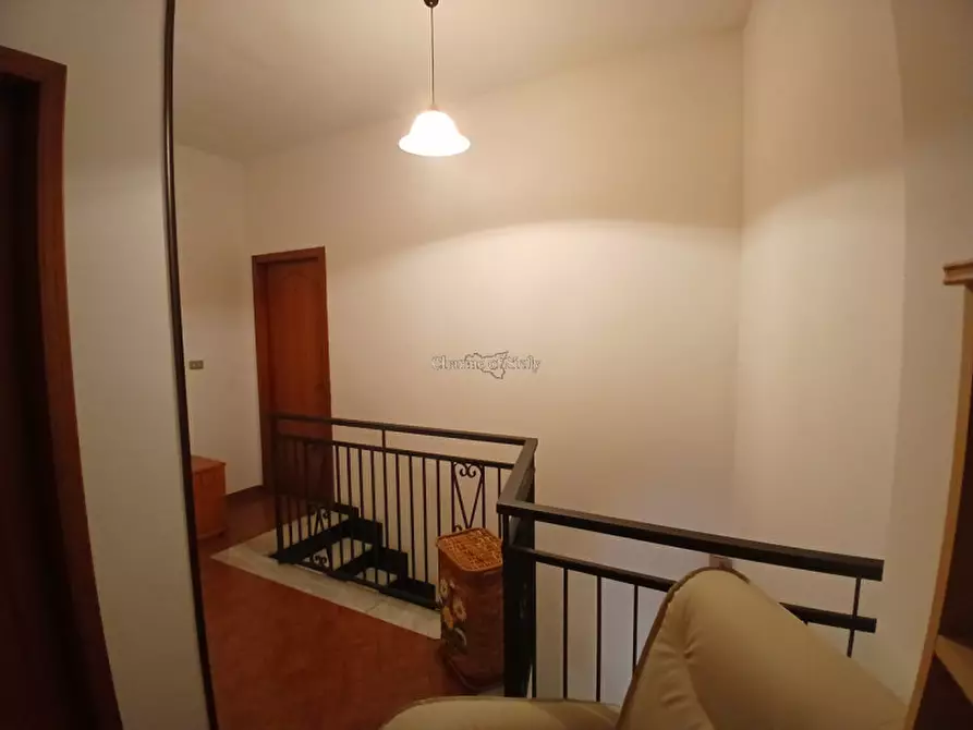 Immagine 14 di Casa indipendente in vendita  a Modica