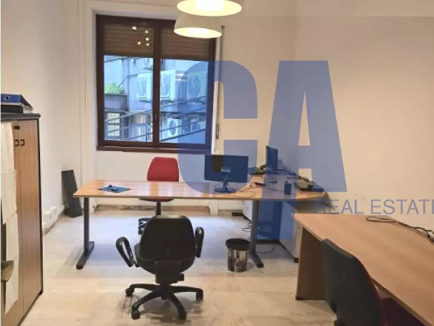 Immagine 4 di Ufficio in vendita  in PIAZZA ERBA CARLO a Milano