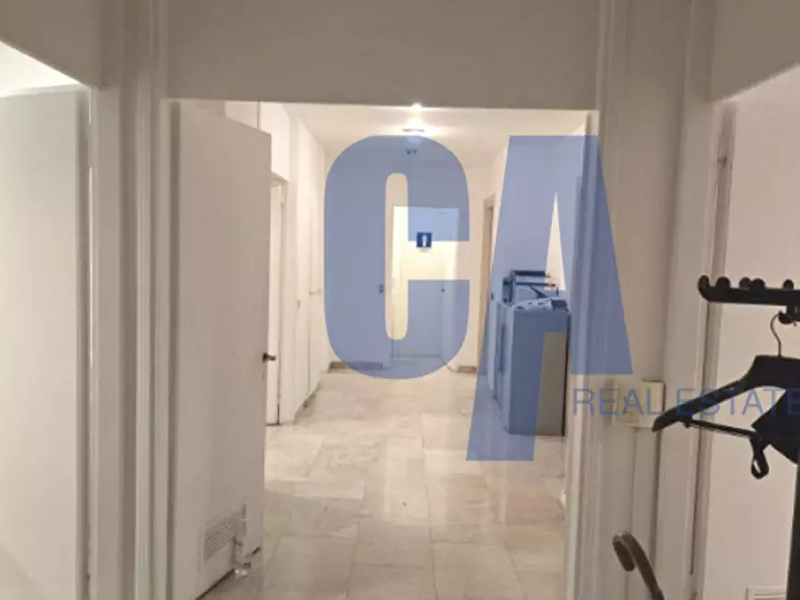 Immagine 5 di Ufficio in vendita  in PIAZZA ERBA CARLO a Milano