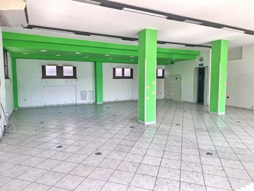 Immagine 2 di Negozio in vendita  in Via Selva, 60037 Monte San Vito AN, Italia a Monte San Vito