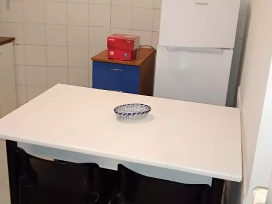 Immagine 3 di Appartamento in vendita  a Urbino