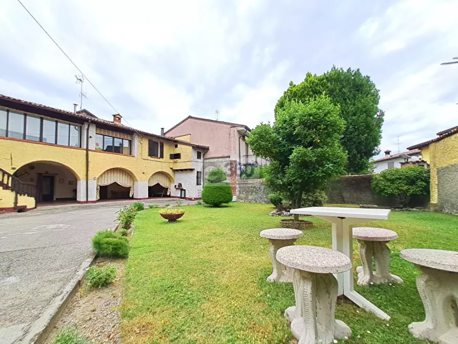 Immagine 4 di Rustico / casale in vendita  in Via Vicolo Chiuso a Erbusco