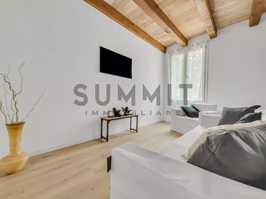 Immagine 4 di Appartamento in vendita  in via Pasubio a Schio