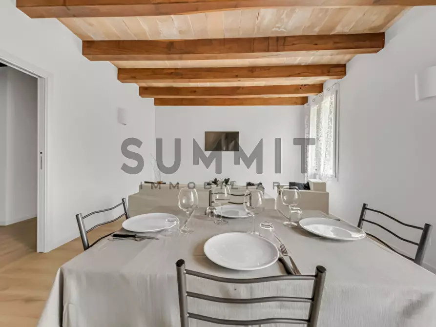 Immagine 5 di Appartamento in vendita  in via Pasubio a Schio