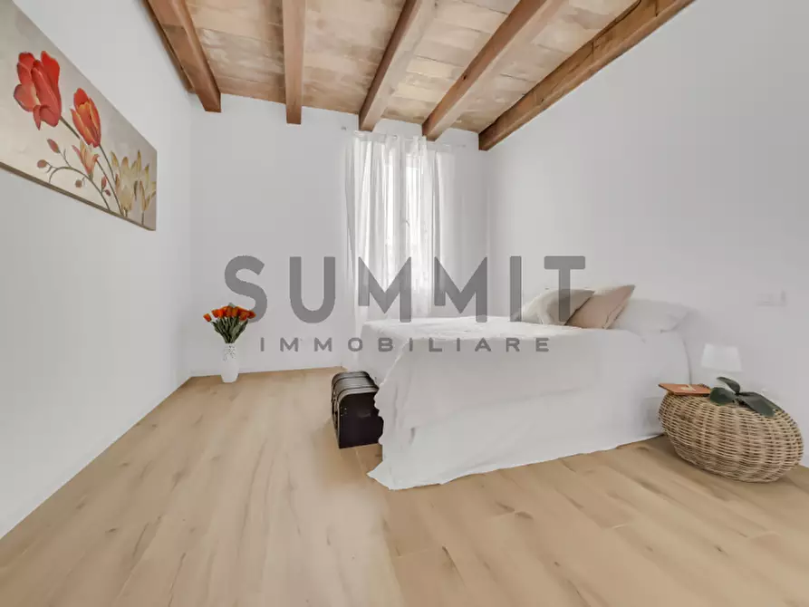 Immagine 10 di Appartamento in vendita  in via Pasubio a Schio