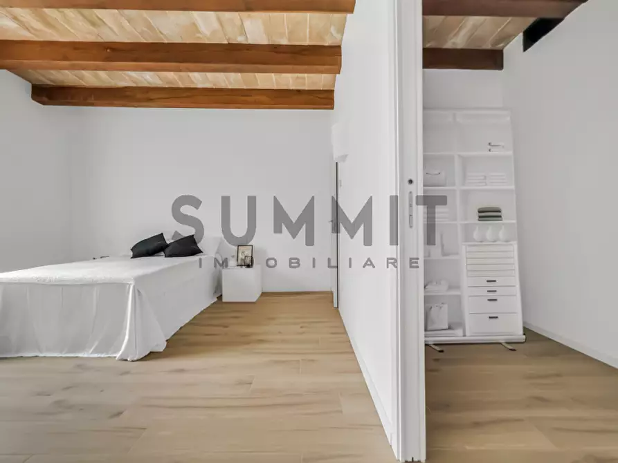 Immagine 15 di Appartamento in vendita  in via Pasubio a Schio