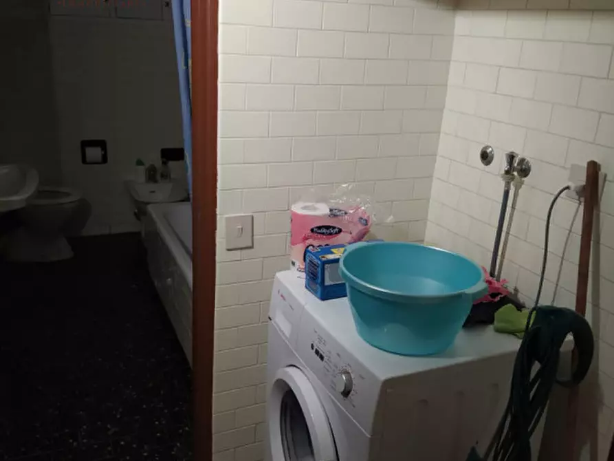 Immagine 9 di Appartamento in vendita  a Urbino