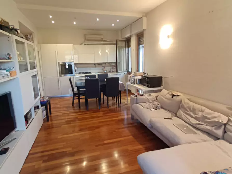 Immagine 1 di Appartamento in vendita  in via parco vecchio a Pavia