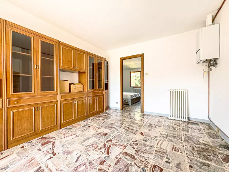 Immagine 4 di Appartamento in vendita  in Via Alto Vergante 226 a Brovello-Carpugnino