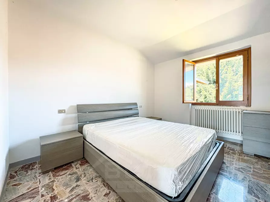 Immagine 7 di Appartamento in vendita  in Via Alto Vergante 226 a Brovello-Carpugnino